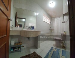 Sea Breeze Terrace (D16), Terrace #241986321